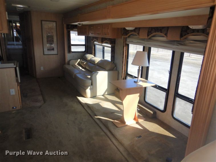 image for item GF9059 2005 Damon Tuscany RV