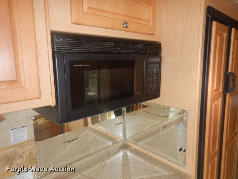 image for item GF9059 2005 Damon Tuscany RV