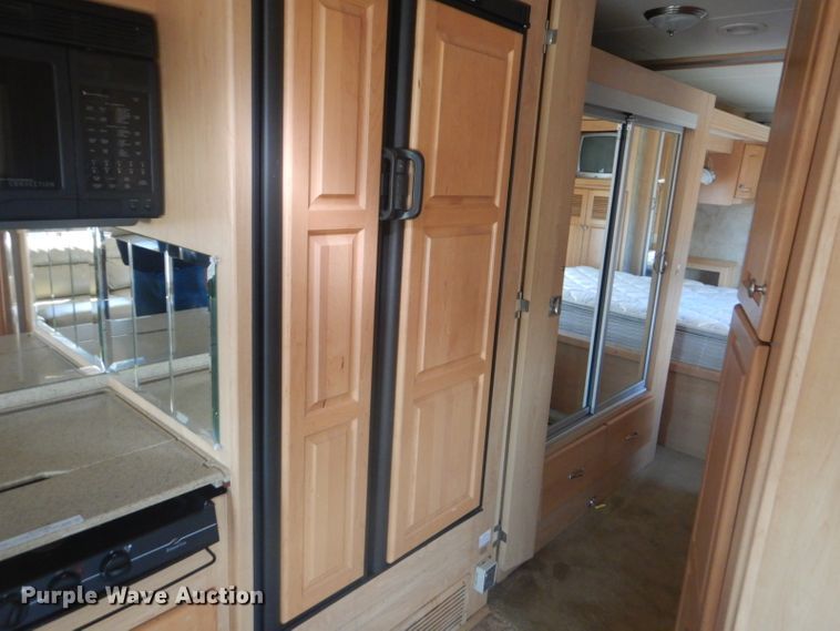 image for item GF9059 2005 Damon Tuscany RV