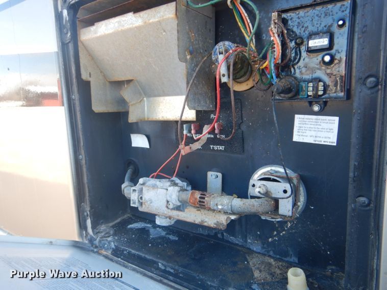 image for item GF9059 2005 Damon Tuscany RV