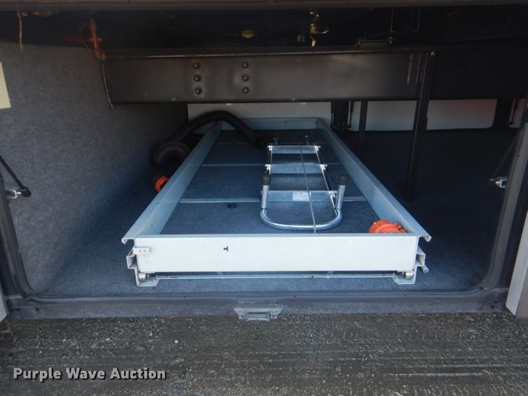 image for item GF9059 2005 Damon Tuscany RV