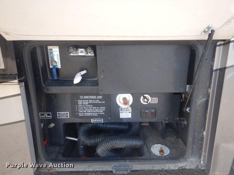 image for item GF9059 2005 Damon Tuscany RV