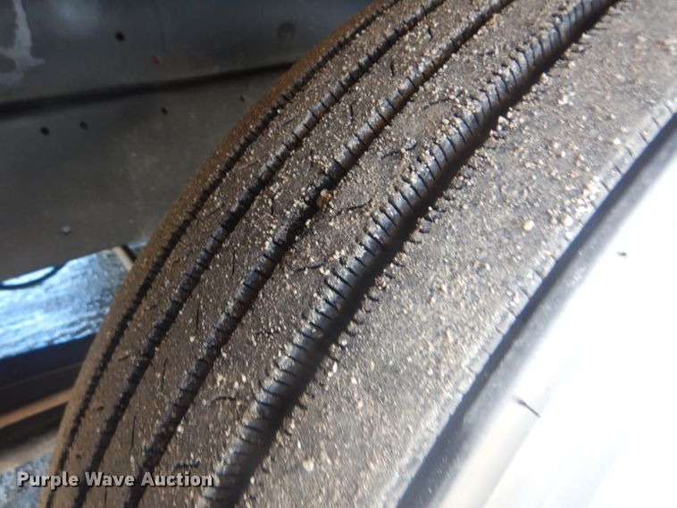 image for item GF9059 2005 Damon Tuscany RV