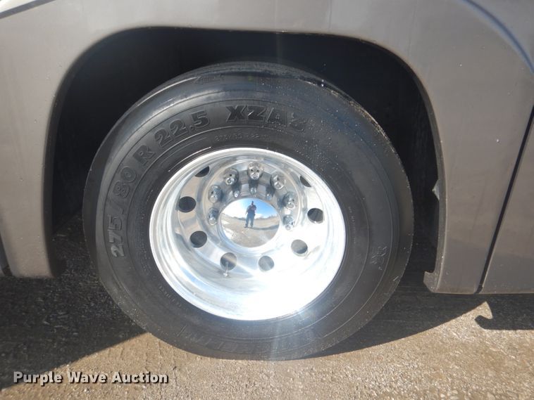 image for item GF9059 2005 Damon Tuscany RV