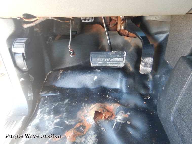 image for item GF9060 2013 Chevrolet Silverado 2500HD Ext. Cab pickup truck