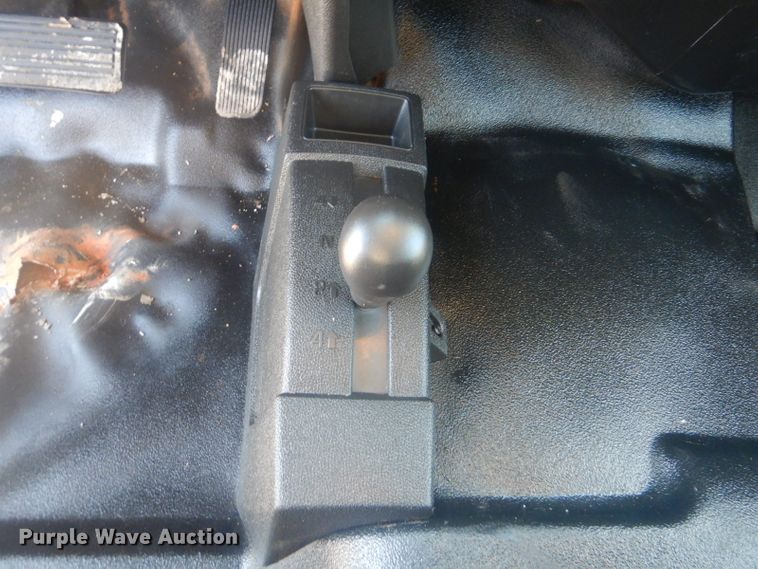 image for item GF9060 2013 Chevrolet Silverado 2500HD Ext. Cab pickup truck