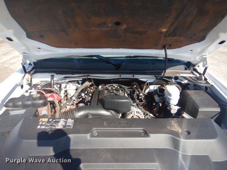 image for item GF9060 2013 Chevrolet Silverado 2500HD Ext. Cab pickup truck