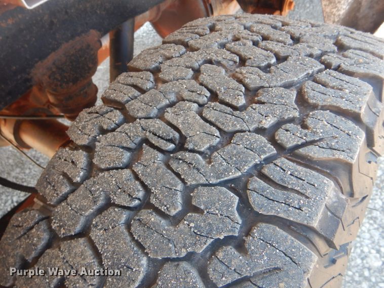 image for item GF9060 2013 Chevrolet Silverado 2500HD Ext. Cab pickup truck