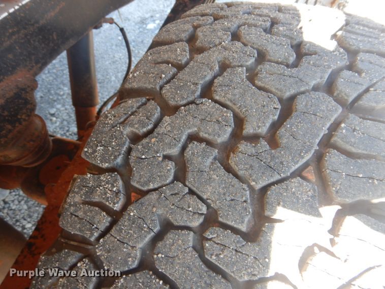 image for item GF9060 2013 Chevrolet Silverado 2500HD Ext. Cab pickup truck