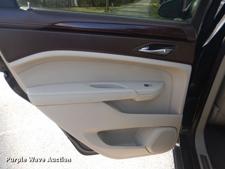 image for item GF9065 2011 Cadillac SRX SUV