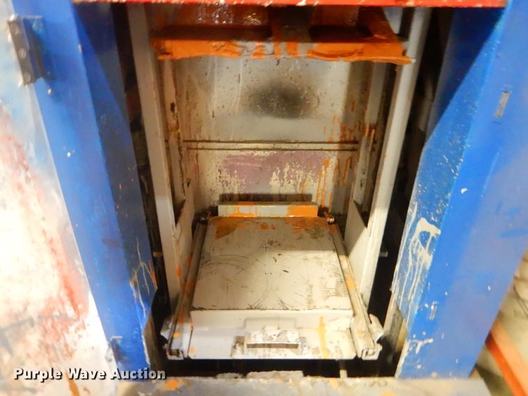 image for item GG9507 Harbil paint mixer