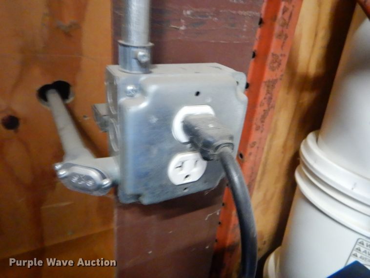 image for item GG9507 Harbil paint mixer