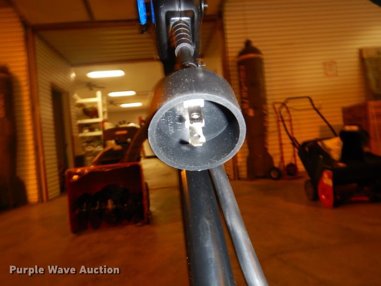 image for item GG9510 Craftsman 1810 snow blower