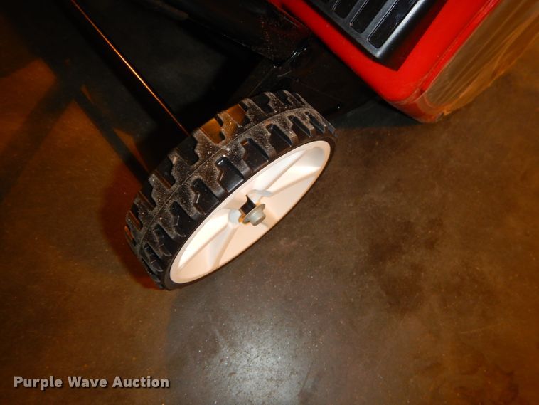 image for item GG9510 Craftsman 1810 snow blower