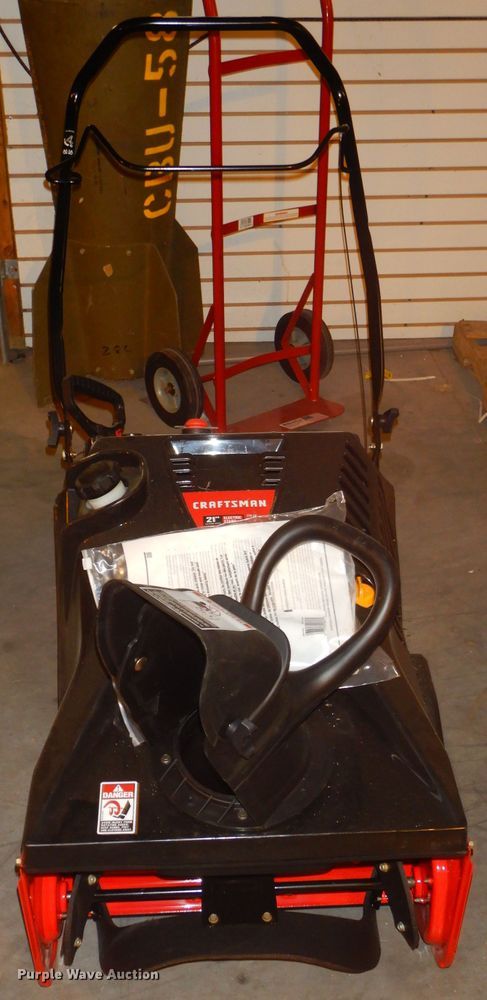 image for item GG9512 2018 Craftsman 31AS2S5D791 snow blower