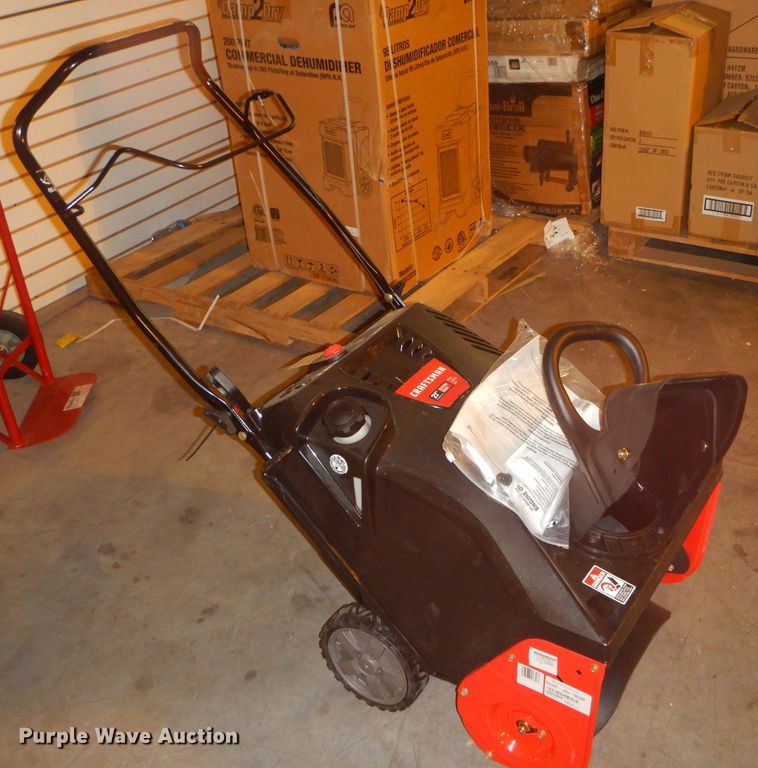 image for item GG9512 2018 Craftsman 31AS2S5D791 snow blower