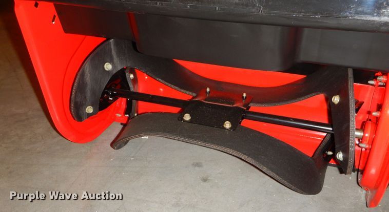 image for item GG9512 2018 Craftsman 31AS2S5D791 snow blower