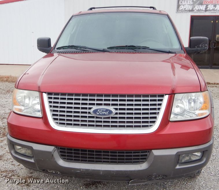 image for item GG9514 2004 Ford Expedition XLT SUV