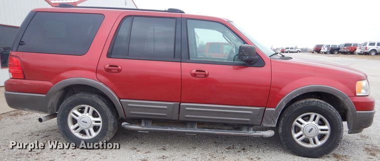 image for item GG9514 2004 Ford Expedition XLT SUV