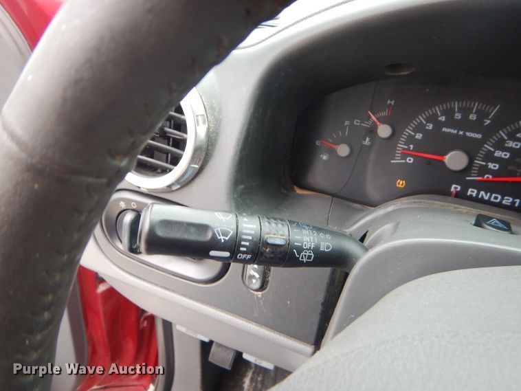 image for item GG9514 2004 Ford Expedition XLT SUV