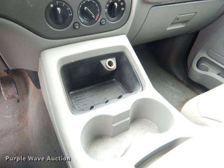 image for item GG9514 2004 Ford Expedition XLT SUV