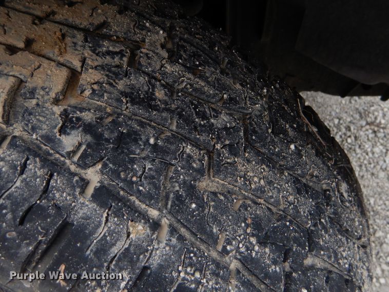 image for item GG9514 2004 Ford Expedition XLT SUV