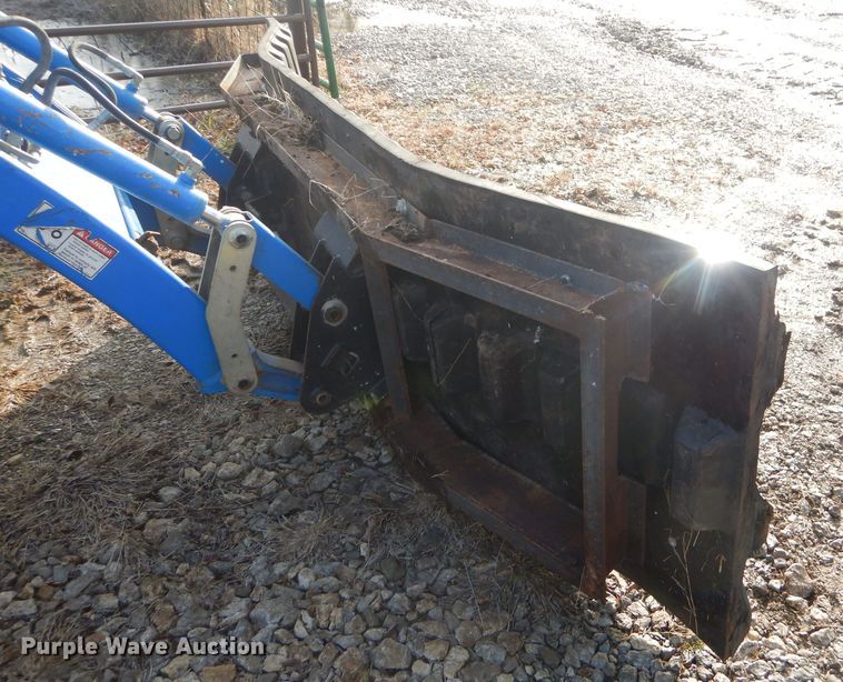 image for item GG9519 Skid steer snow pusher