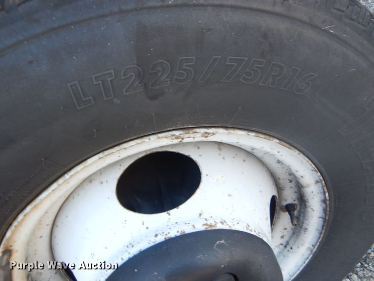 image for item GG9531 2000 GMC Savana G3500 box truck