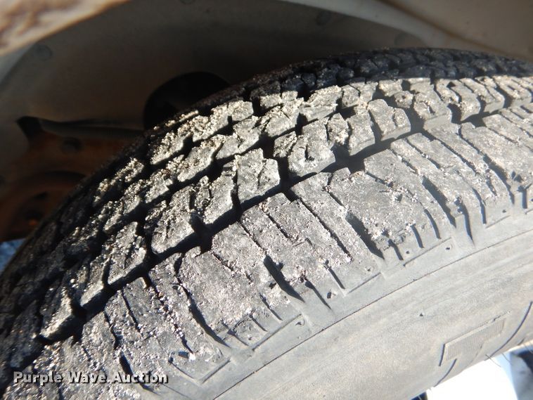 image for item GG9531 2000 GMC Savana G3500 box truck