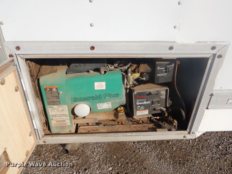 image for item GG9531 2000 GMC Savana G3500 box truck