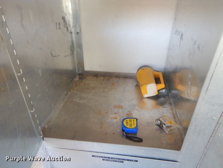 image for item GG9531 2000 GMC Savana G3500 box truck