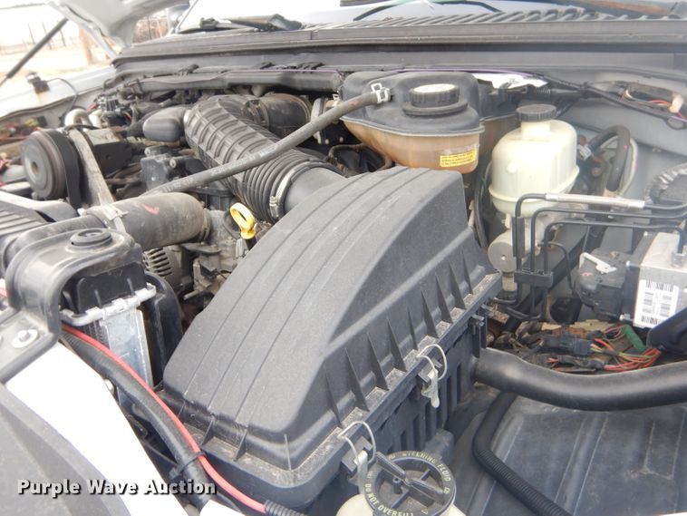 image for item GG9533 2006 Ford F450 Super Duty XL bucket truck