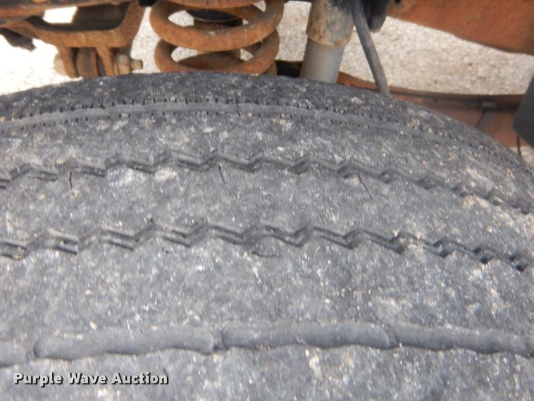 image for item GG9533 2006 Ford F450 Super Duty XL bucket truck