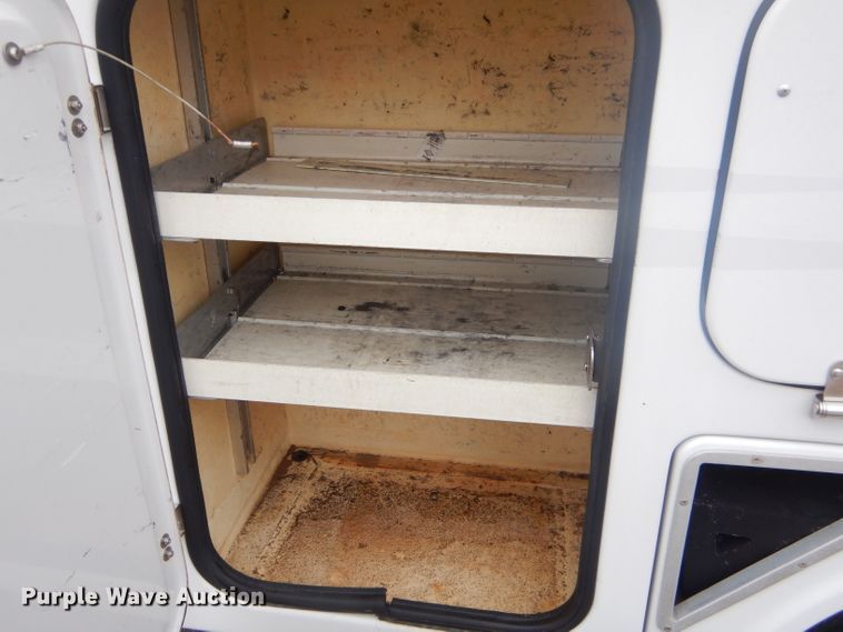 image for item GG9533 2006 Ford F450 Super Duty XL bucket truck