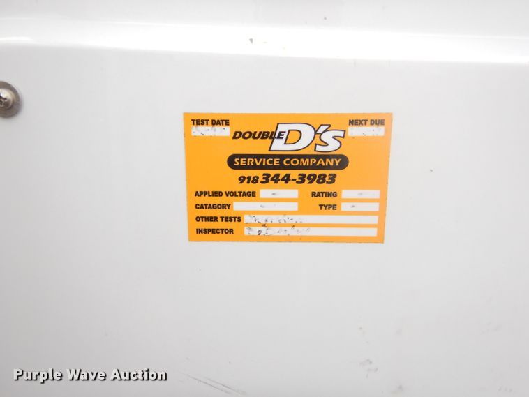 image for item GG9533 2006 Ford F450 Super Duty XL bucket truck