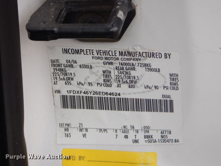 image for item GG9533 2006 Ford F450 Super Duty XL bucket truck