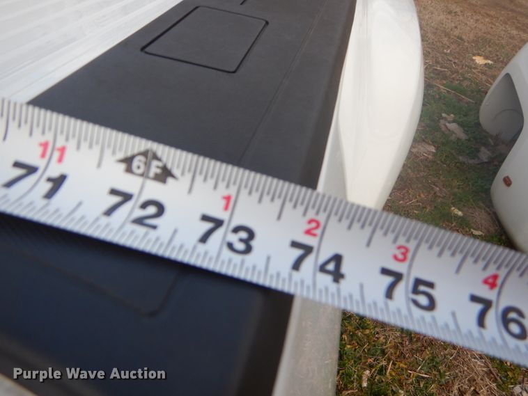 image for item GG9536 Chevrolet Silverado 3500 pickup truck bed