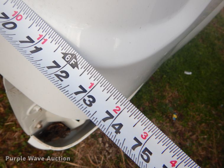 image for item GG9537 Chevrolet Silverado 3500 pickup truck bed