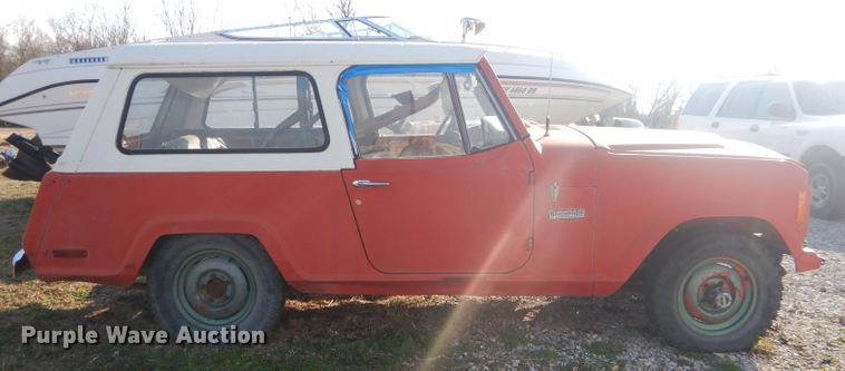 image for item GG9541 1972 Jeep Commando SUV