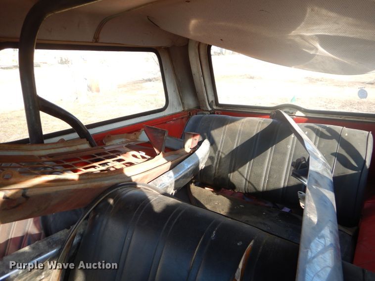 image for item GG9541 1972 Jeep Commando SUV