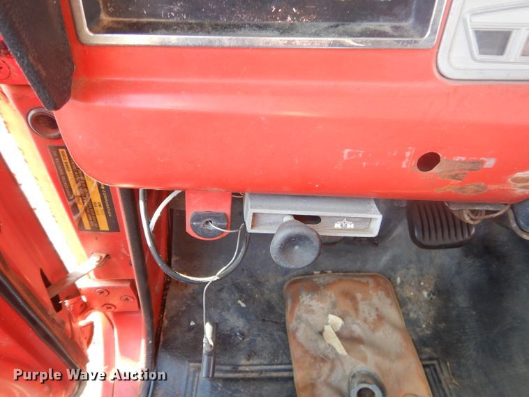 image for item GG9541 1972 Jeep Commando SUV