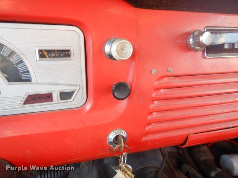 image for item GG9541 1972 Jeep Commando SUV