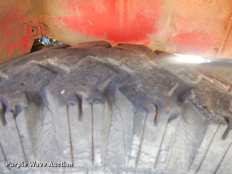 image for item GG9541 1972 Jeep Commando SUV