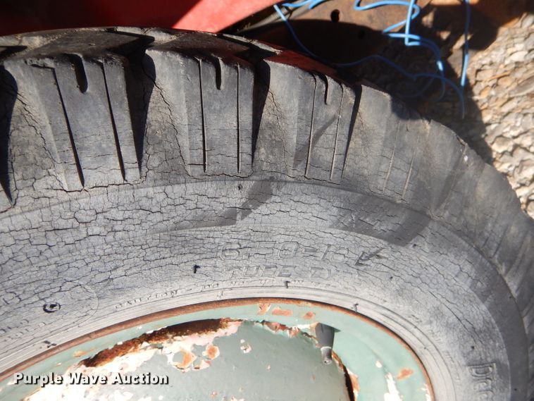 image for item GG9541 1972 Jeep Commando SUV