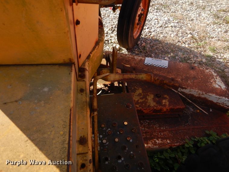 image for item GG9542 International 154 Cub Lo-Boy lawn mower