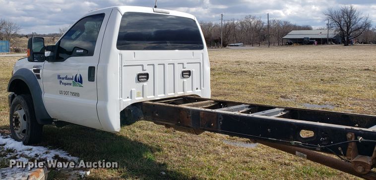 image for item GG9582 2008 Ford F550 truck cab and chassis