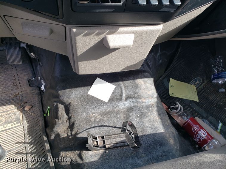 image for item GG9582 2008 Ford F550 truck cab and chassis