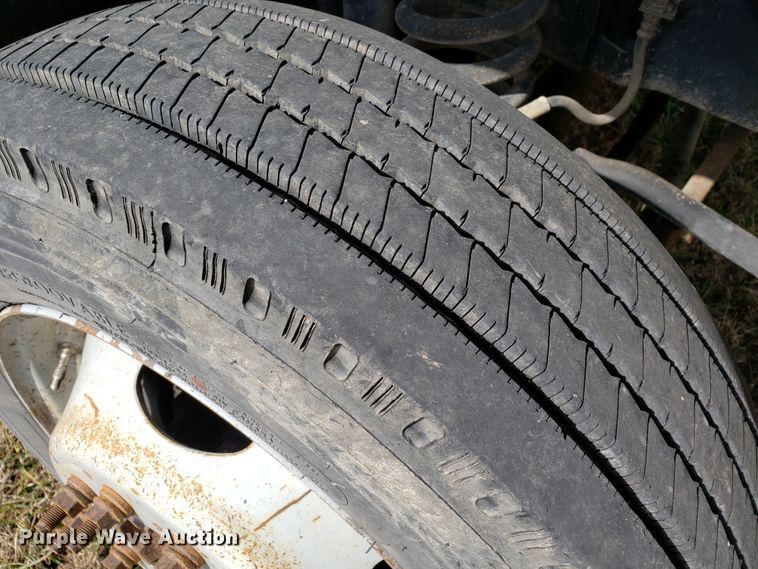 image for item GG9582 2008 Ford F550 truck cab and chassis