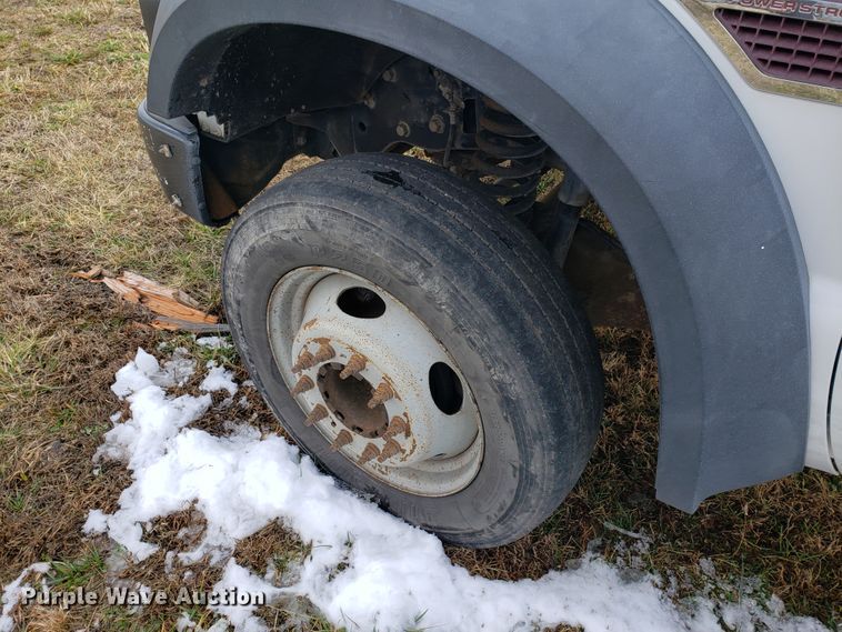 image for item GG9582 2008 Ford F550 truck cab and chassis