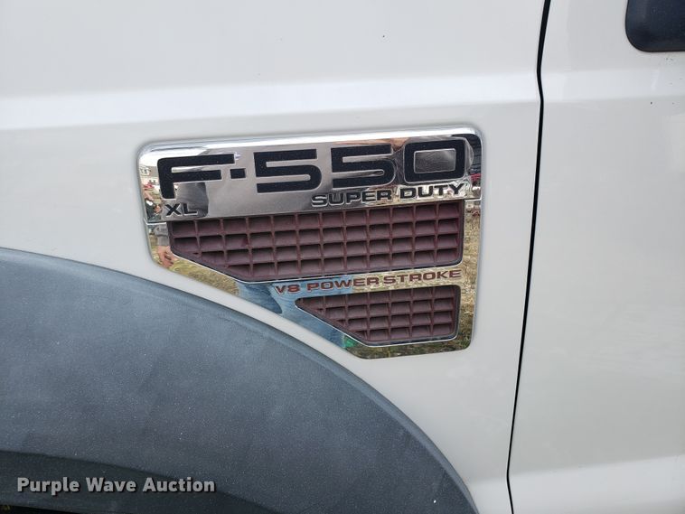 image for item GG9582 2008 Ford F550 truck cab and chassis